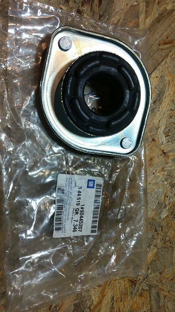 Original GM Opel Halterung Stoßdämpfer Federbein Combo Tigra NEU