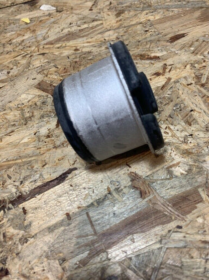 Original GM Opel Lage Buchse Vectra B NEU