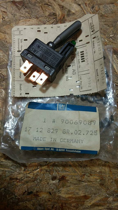 Original GM Opel Corsa A uvm Schalter Nebenscheinwerfer NEU