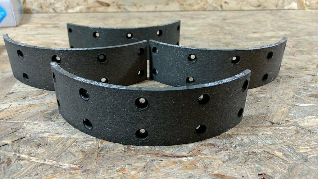 Original GM Opel Bremsbacken-Satz hinten Opel Oldtimer NEU