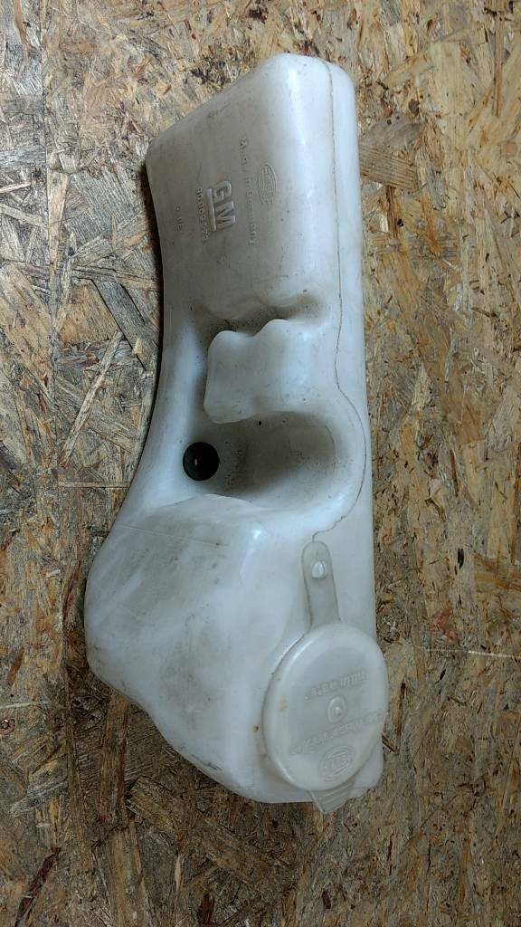 Original GM Hella Opel Kadett D Wasserbehälter NEU