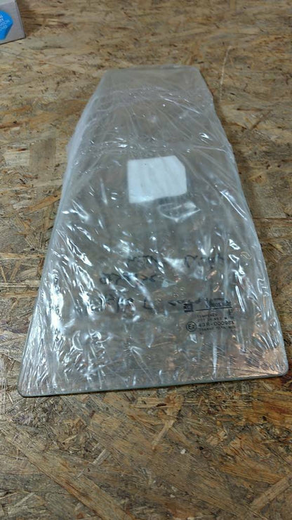 Original GM Opel Astra F Caravan Scheibe hinten links NEU