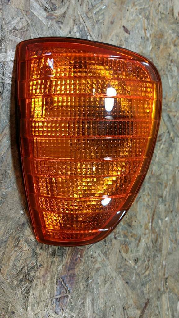 Original GM Opel Mercedes W123 Blinker vorne rechts NEU