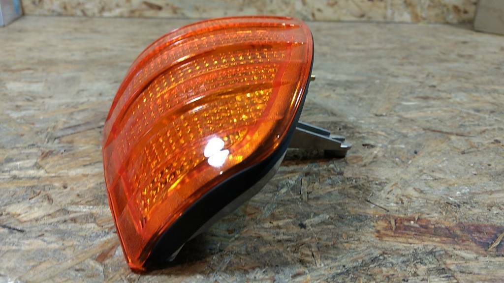 Original GM Opel Mercedes W123 Blinker vorne rechts NEU