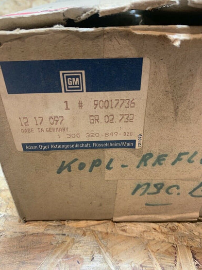 Original GM Opel Rekord E1 Reflektor Neu
