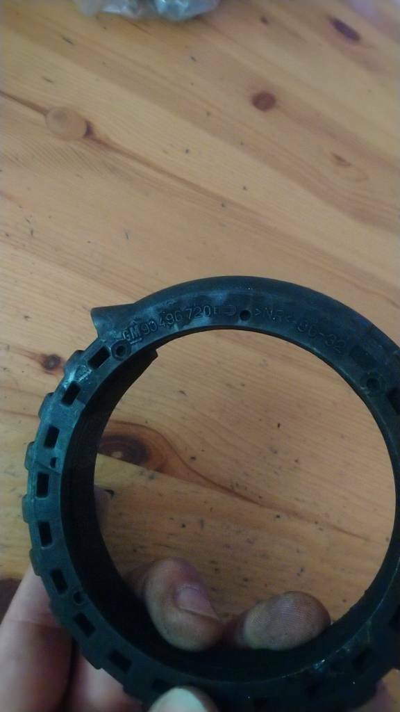 Vectra B Ferring Federbock hinten neu Original GM