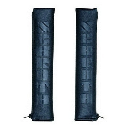 Schroth asm autocontrol II White Tiger mit schwarzem Flock rechts mit schwarzen Lederpolstern