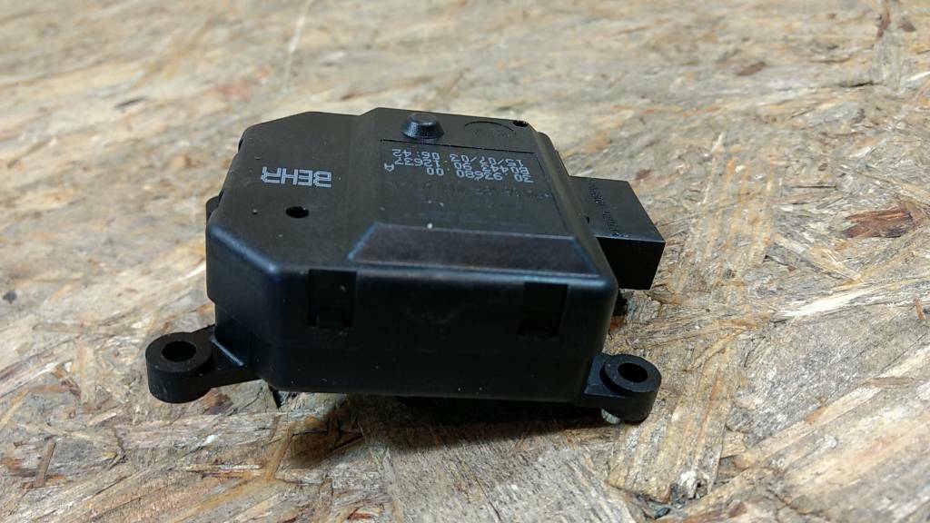 Original GM Opel Stellmotor Klimaanlage Astra G NEU