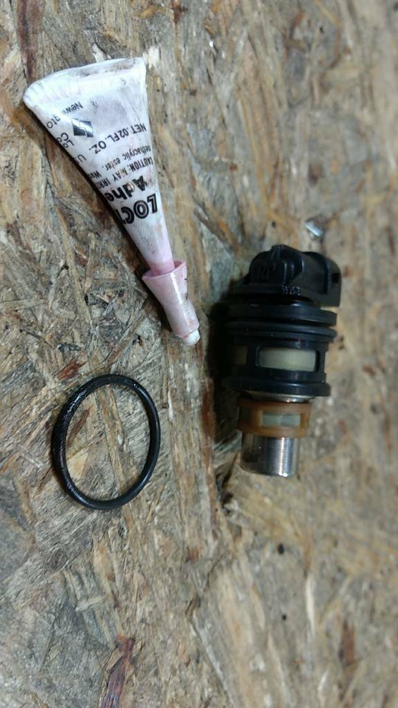 Original GM Opel Corsa Kadett Astra 1.4 Einspritzventil NEU