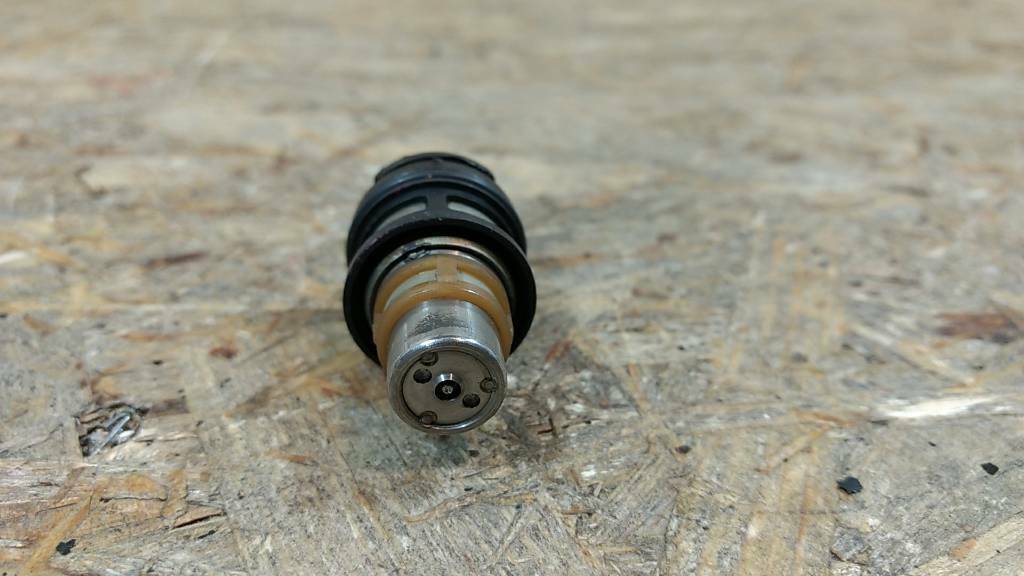 Original GM Opel Corsa Kadett Astra 1.4 Einspritzventil NEU