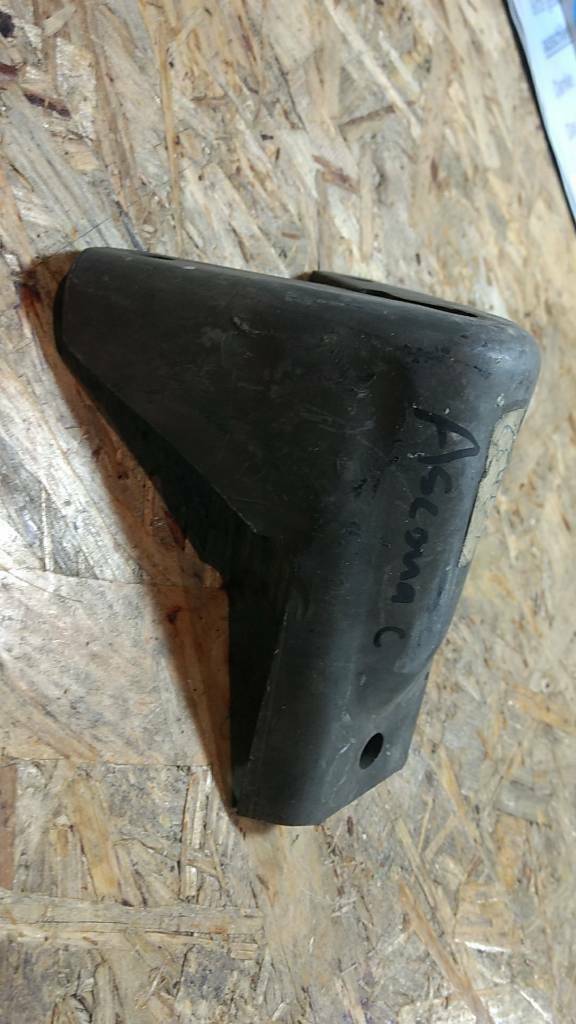 Original GM Opel Ascona C Halter Motoraufhängung NEU