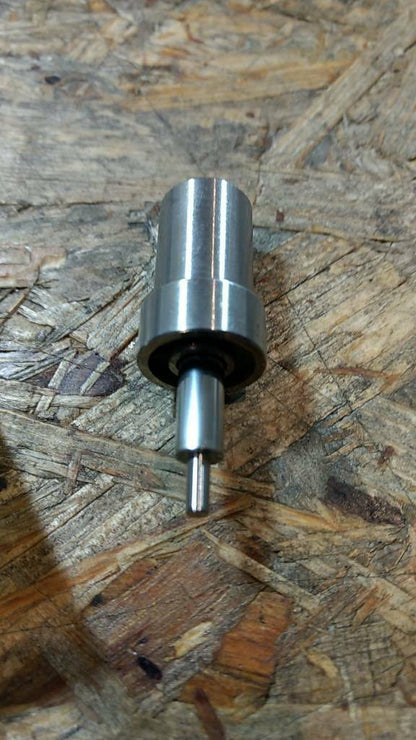 Original Bosch Opel Einspritzdüse / Zapfendüse Kadett E T85 NEU