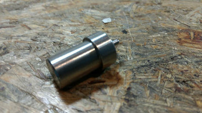 Original Bosch Opel Einspritzdüse / Zapfendüse Kadett E T85 NEU