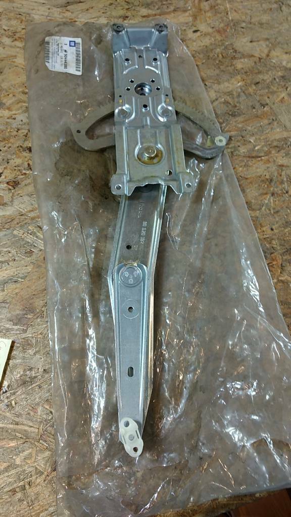 Original GM Opel Corsa B 3-Türer Fensterheber manuell NEU