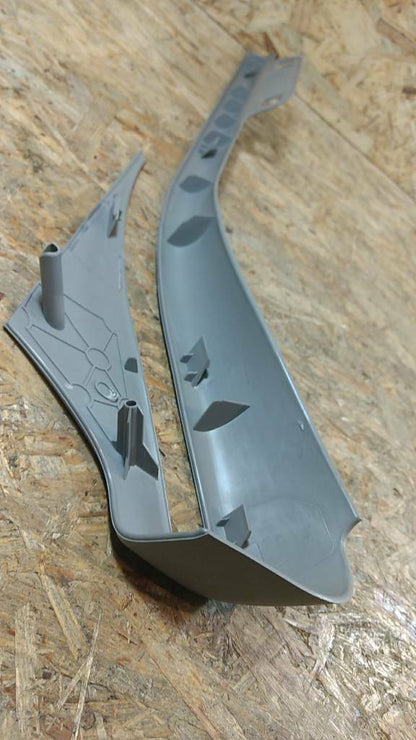 Opel Vivaro Verkleidung Karosserie seitlich original GM NEU