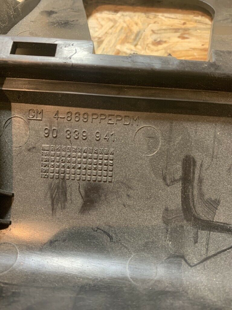 Omega A Heckstoßstange Abdeckung  Original GM Opel Neu