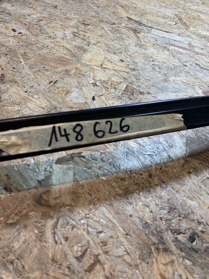 Omega A Führungsschiene Fensterheber Original GM Opel Neu