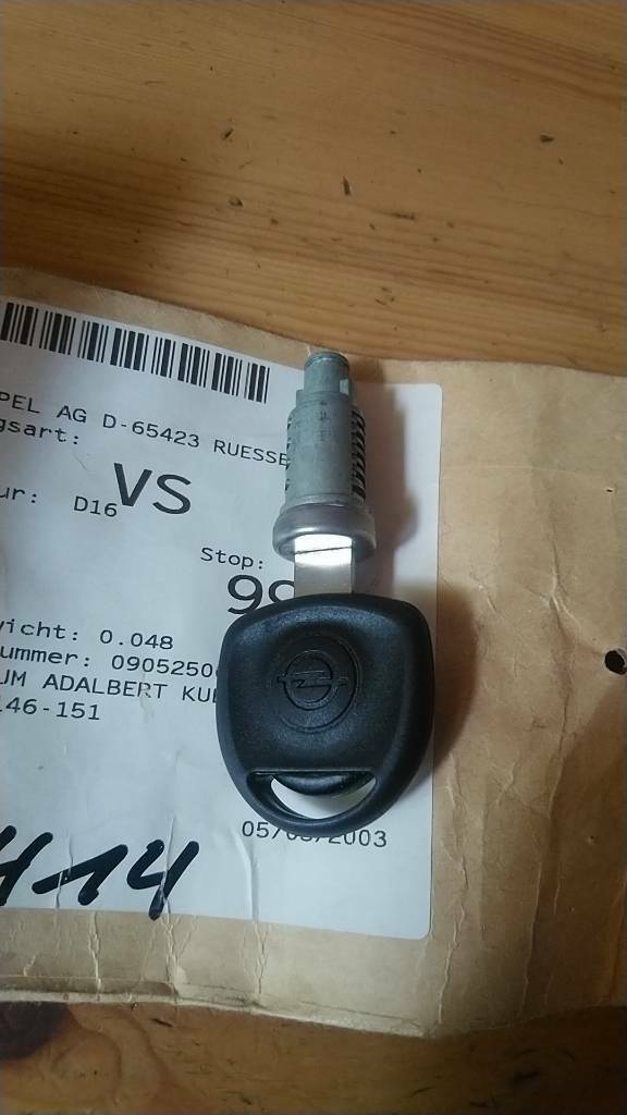 Corsa B Tigra A Schloss Schließzylinder neu Original GM
