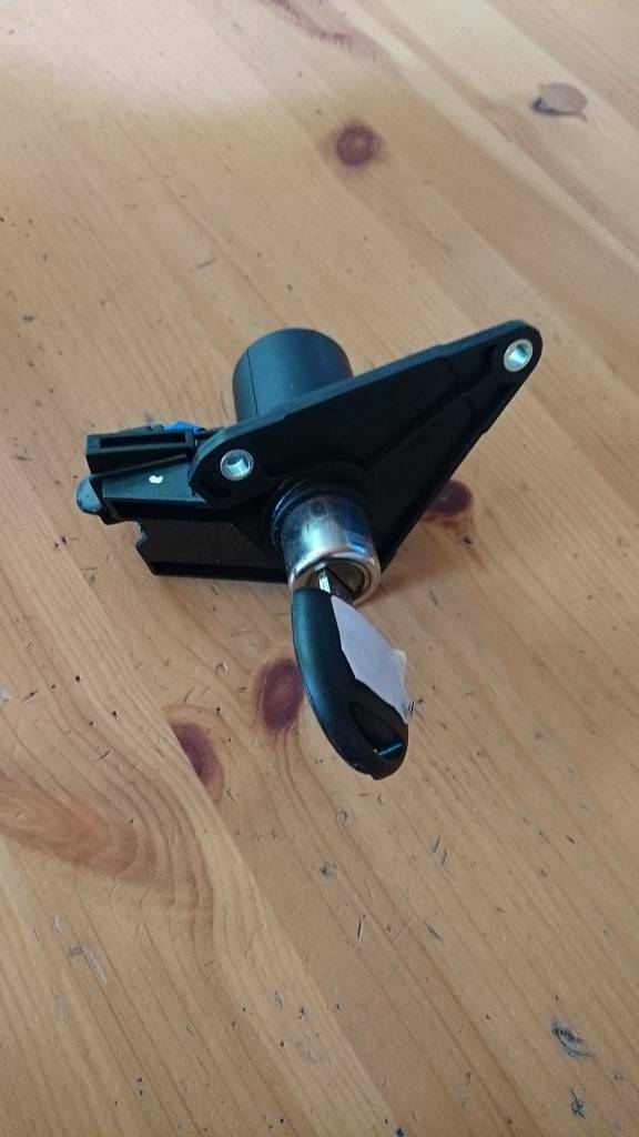Corsa B Tigra A Heckklappenschloss 1 Schlüssel neu GM