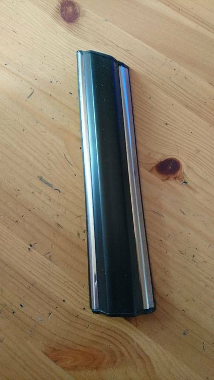 Kadett D Zierleiste Kotflügel rechts neu original GM
