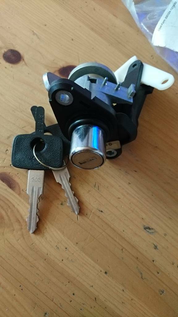 Opel Astra F Cabrio Heckklappenschloss 2 Schlüssel 133563