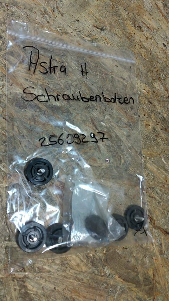 Astra H Schraubenbolzen Original GM Opel Neu