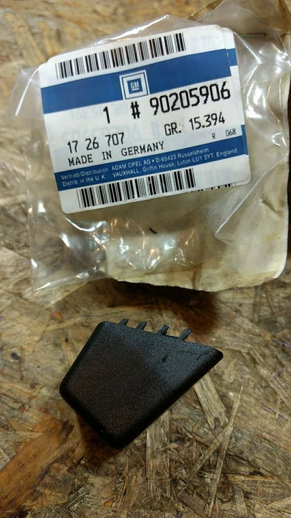 Kadett E Caravan Bügel Halter h.r Laderaum original GM Opel NEU