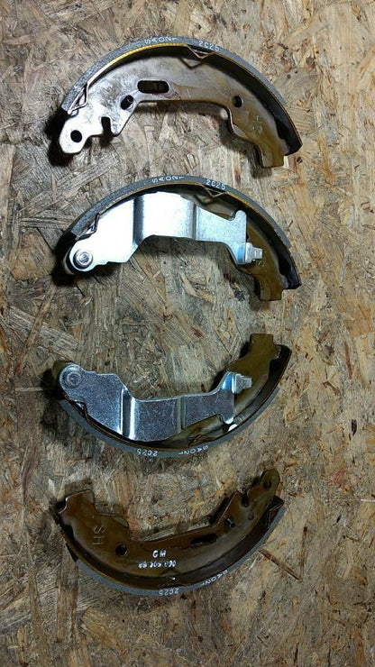 Agila A Bremsbacken original GM Opel NEU