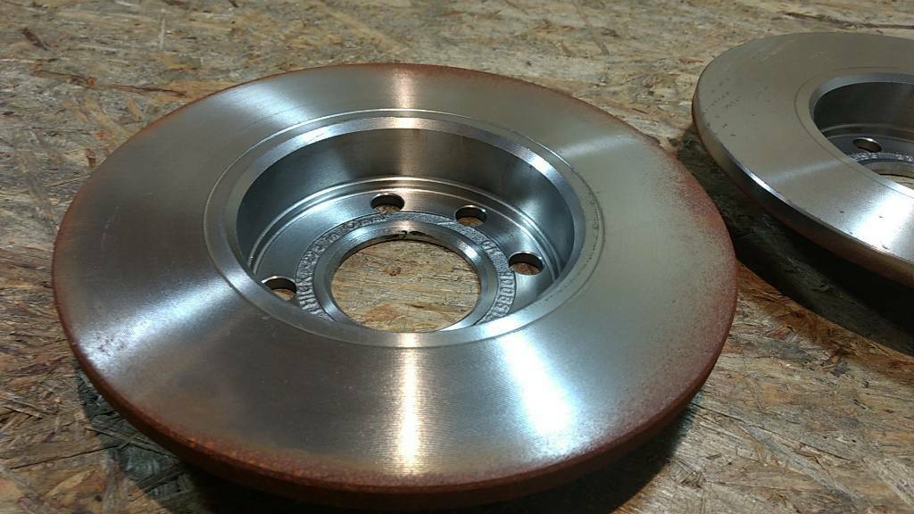 Corsa A Kadett D / E Bremsscheiben Original GM Opel Neu