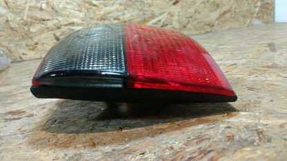 Original GM Opel Omega B Rückleuchte Rechts NEU
