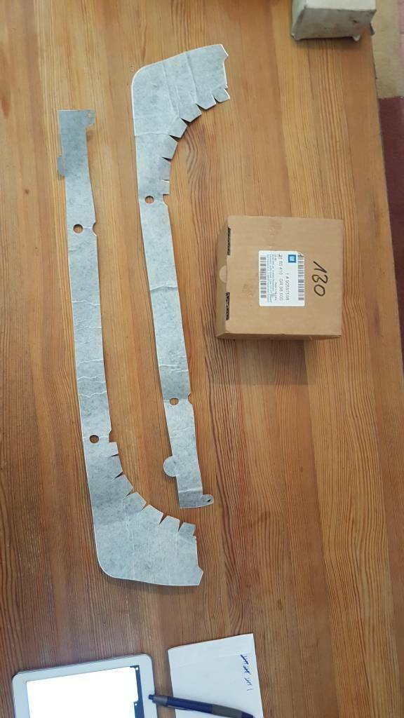 Original Opel Vectra B Klebefolie Heckverkleidung Schwarz NEU