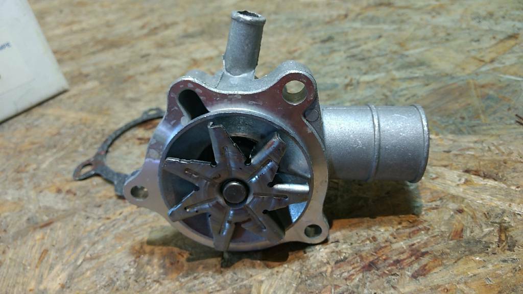 Ford Wasserpumpe original Coparts NEU