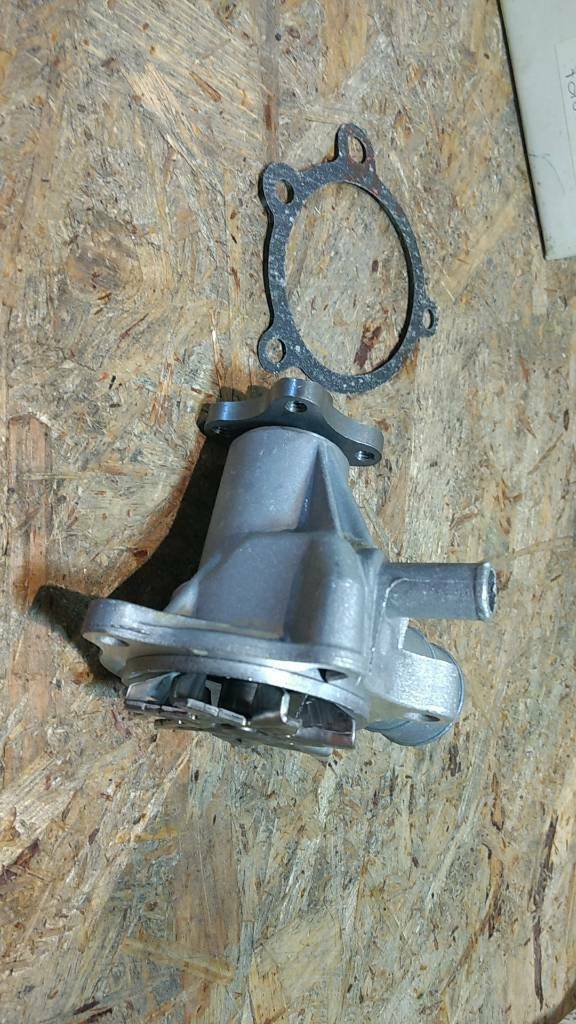 Ford Wasserpumpe original Coparts NEU