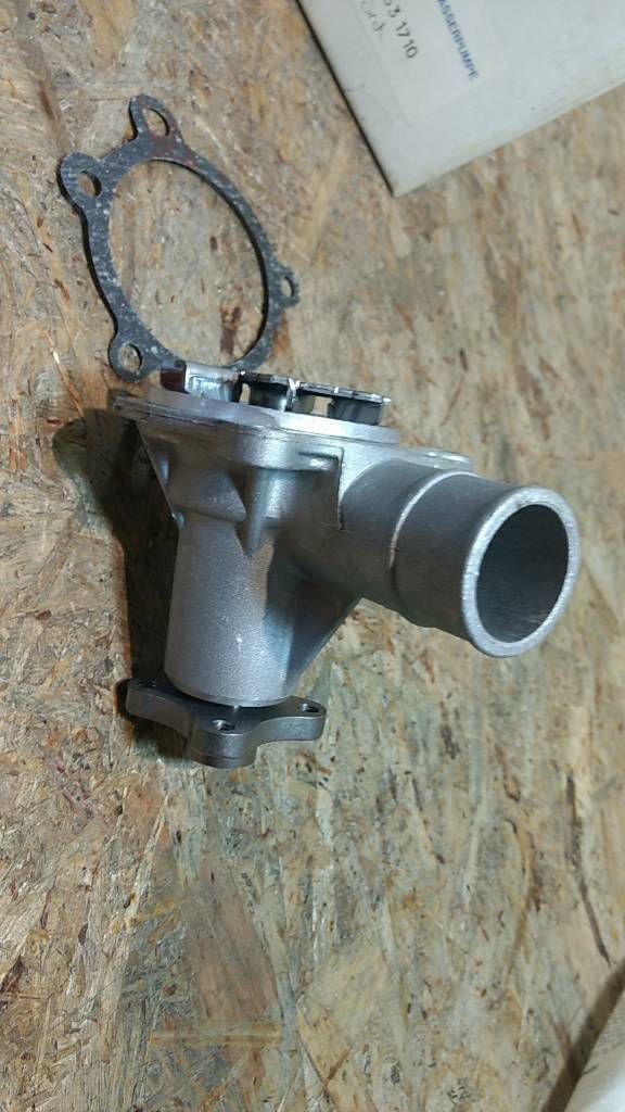 Ford Wasserpumpe original Coparts NEU
