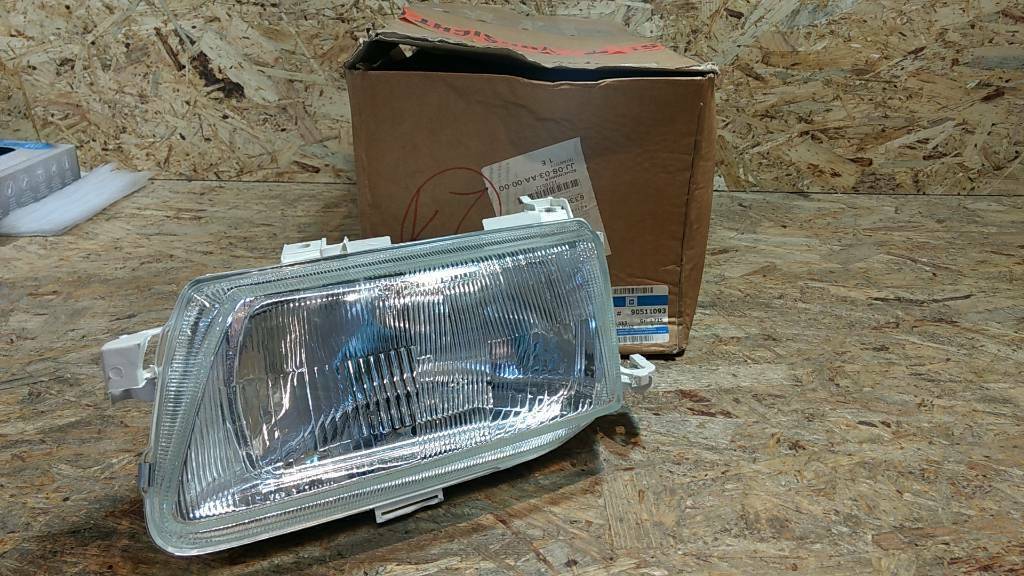 Astra F Scheinwerfer links Original GM Opel Neu