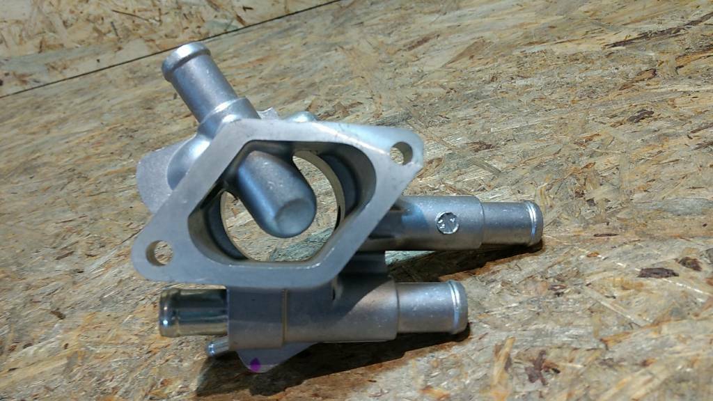 Astra G Corsa C Combo Thermostatgehäuse Original GM Opel Neu
