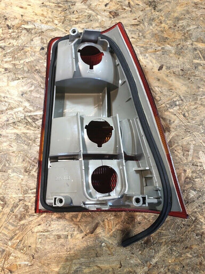 Original GM Opel Heckleuchte Kadett E  D Neu