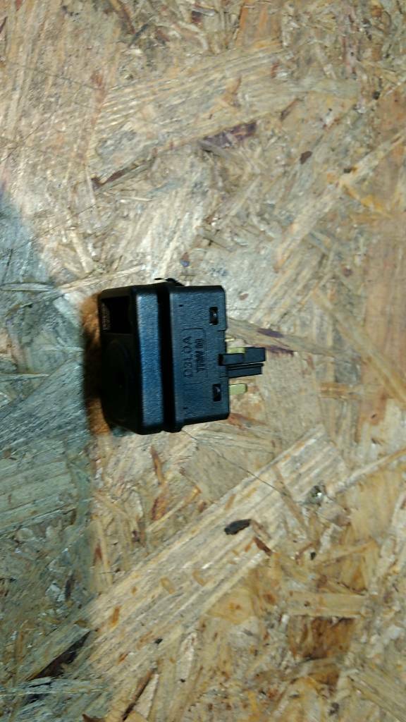 Ford Escort Schalter Nebelschlussleuchte original Ford Neu