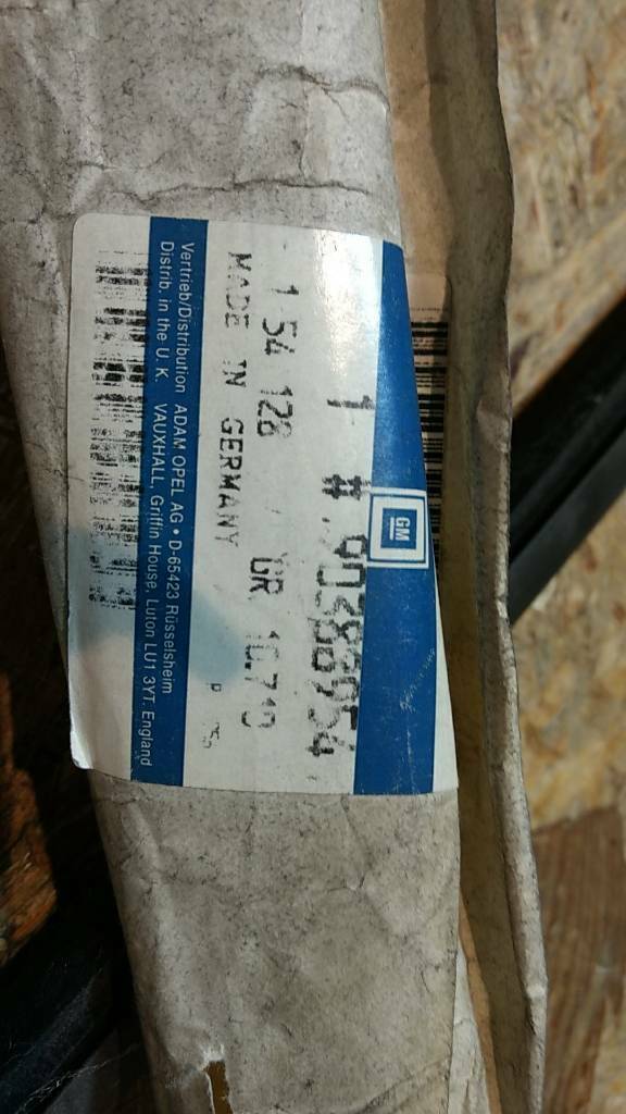 Corsa B Gummiabdichtung Fensterschacht Original GM Opel Neu