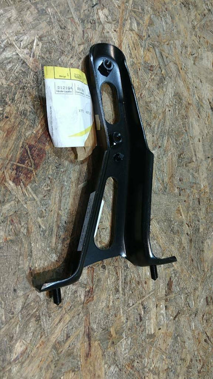 Opel Omega B Halter Träger an Längsträger original GM NEU