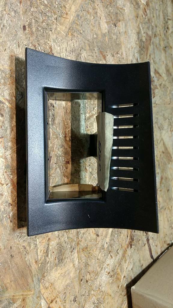 Kadett E Gehäuse Kassettenbox original GM Opel NEU