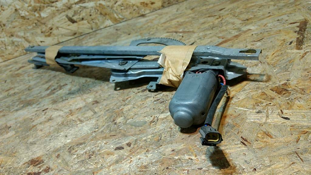 Opel Omega B Fensterheber hinten links original GM NEU
