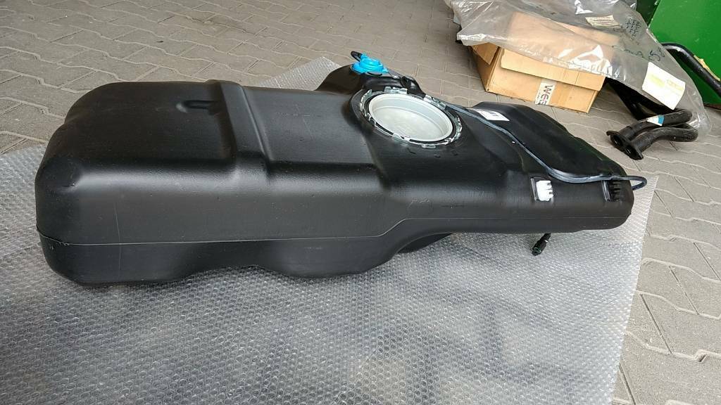 Opel Zafira B Kraftstoffbehälter Benziner original GM NEU