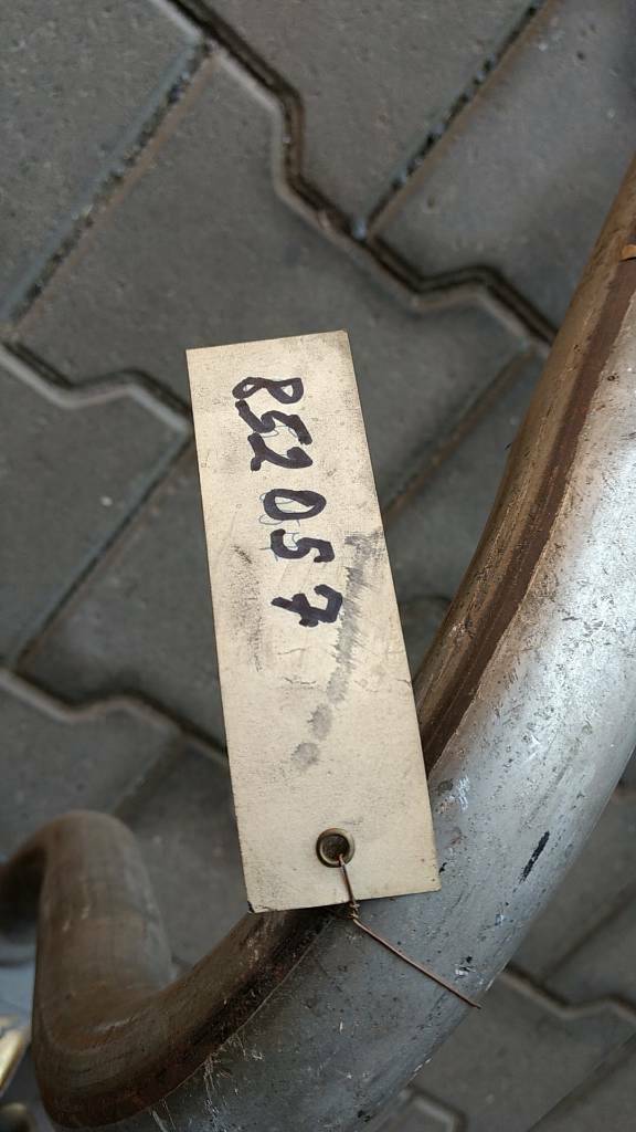 Commodore B 2.5 Mitteltopf original GM Opel NEU