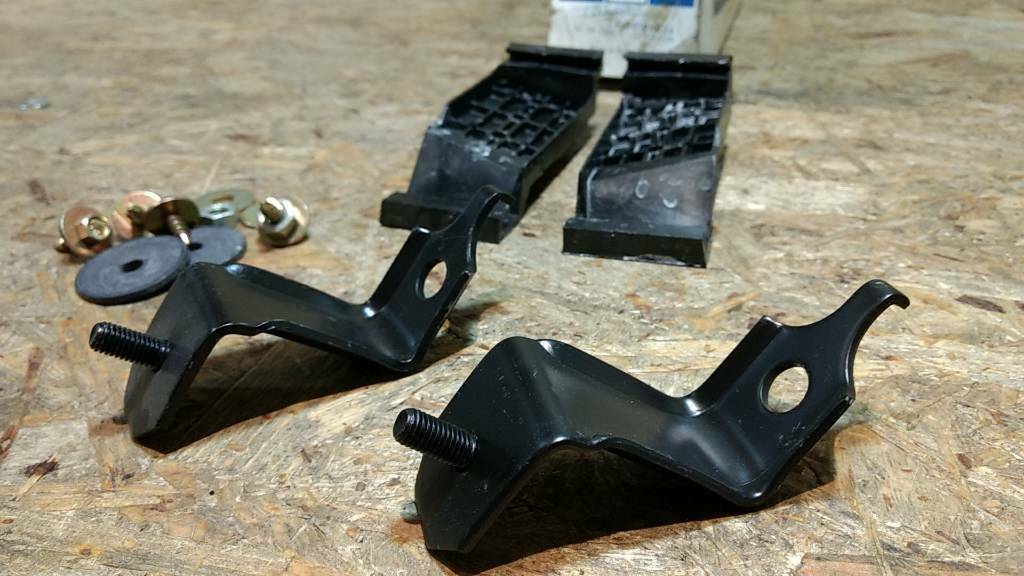 Corsa A CC Stoßstangenhalterung hinten Original GM Opel Neu