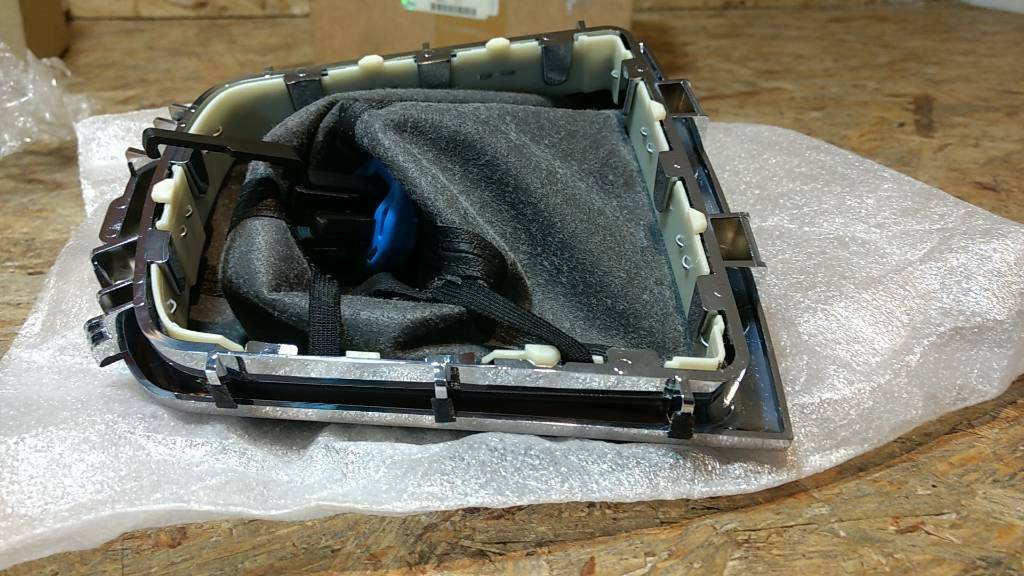 Antara Schalthebelverkleidung original GM Opel NEU
