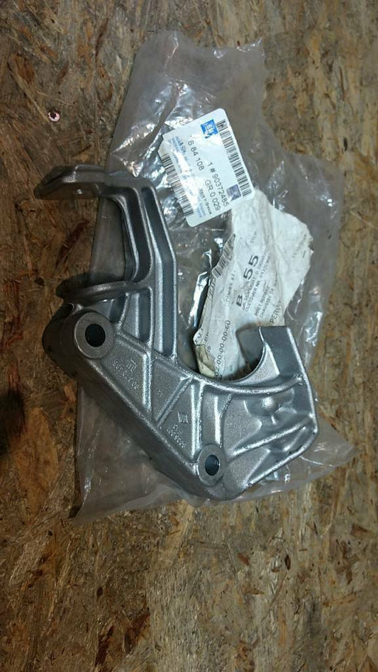 Astra F Halter Motoraufhängung hinten Original GM Opel Neu