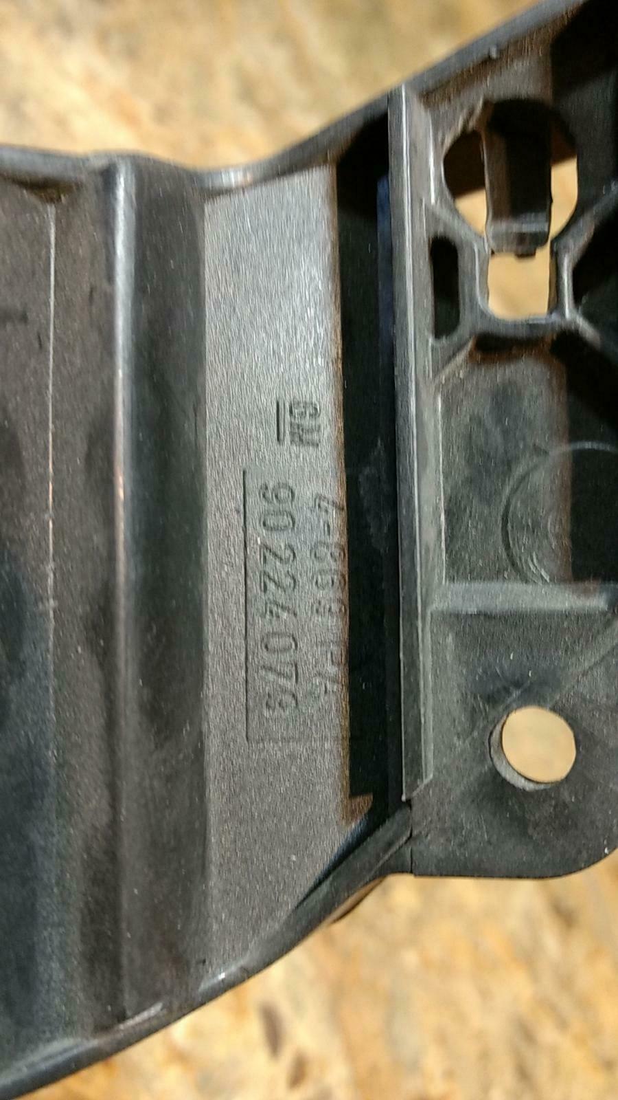 Omega A Gleitstück Stoßstange Original GM Opel Neu