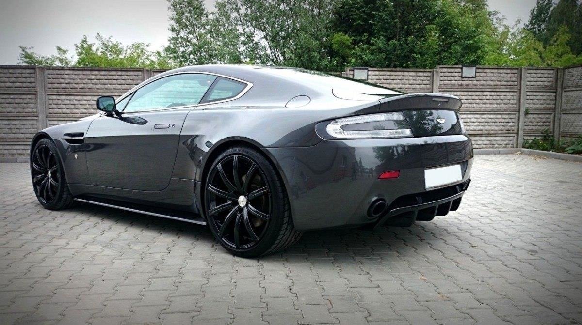 Seitenschweller ASTON MARTIN V8 VANTAGE schwarz Hochglanz