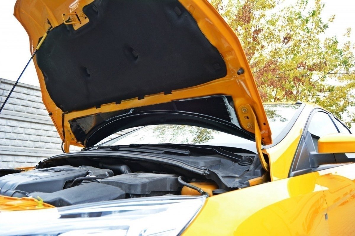 VERLÄNGERUNG MOTORHAUBE FORD FOCUS MK3 Facelift UND PREFACE schwarz matt